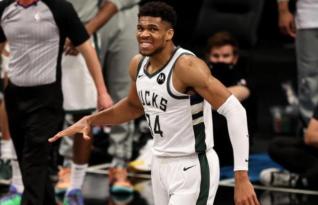 kaiyun·(中国)官方网站-字母哥是伟大表演的注脚 更是天王山之战的逃兵