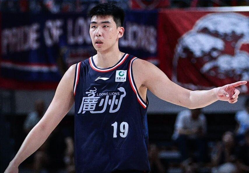kaiyun·(中国)官方网站-徐昕收到NBA试训邀请，广东男篮锋线问题明显 邱彪为克里斯怼记者